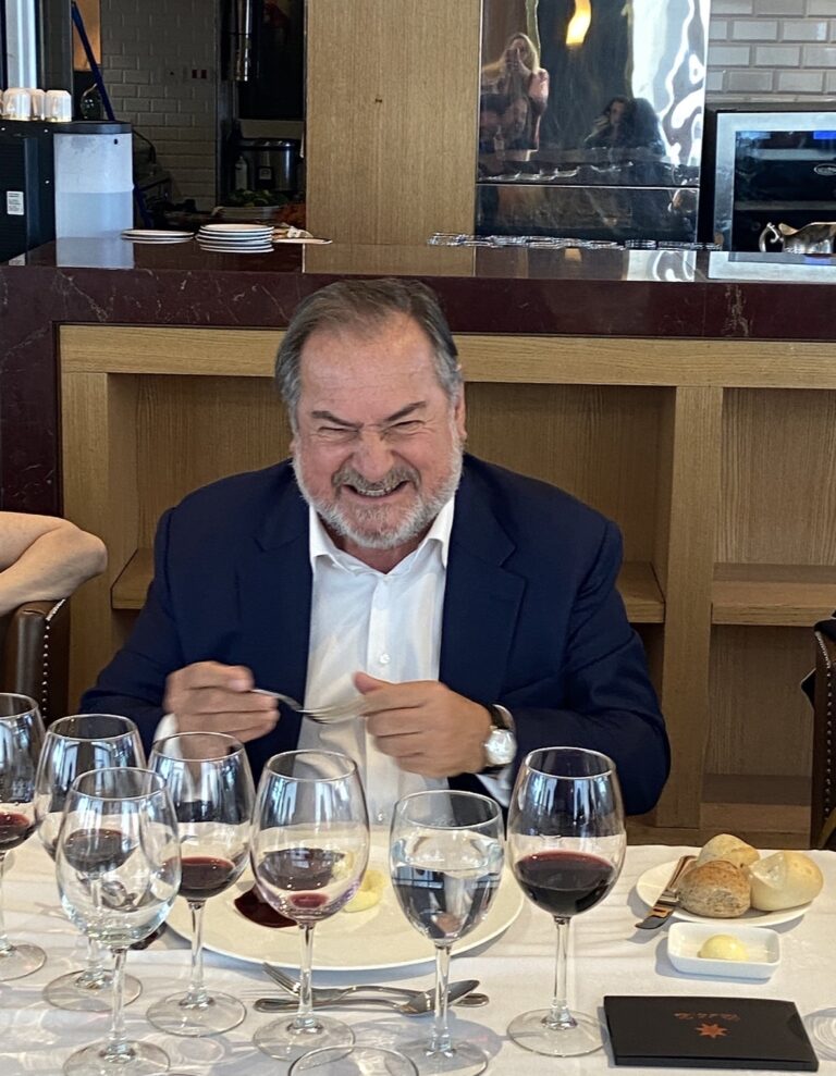 Michel Rolland: el adiós al francés que mejor leyó el potencial de nuestros Andes